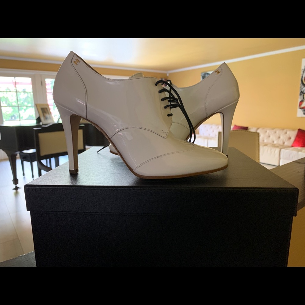 CHANEL Patent Lace Up Ankle Shoeties White